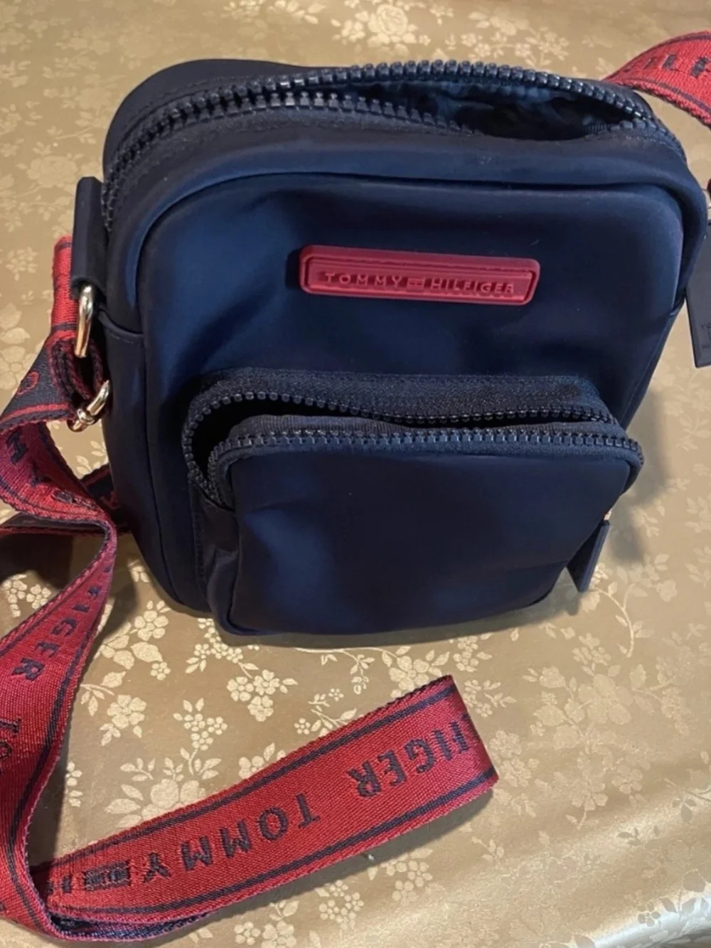 Tommy Hilfiger Men's Navy Nylon Crossbody Bag RedLogo Strap Zip Pocket